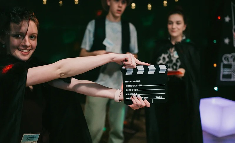 Городские огни и праздничное настроение в Севастополе